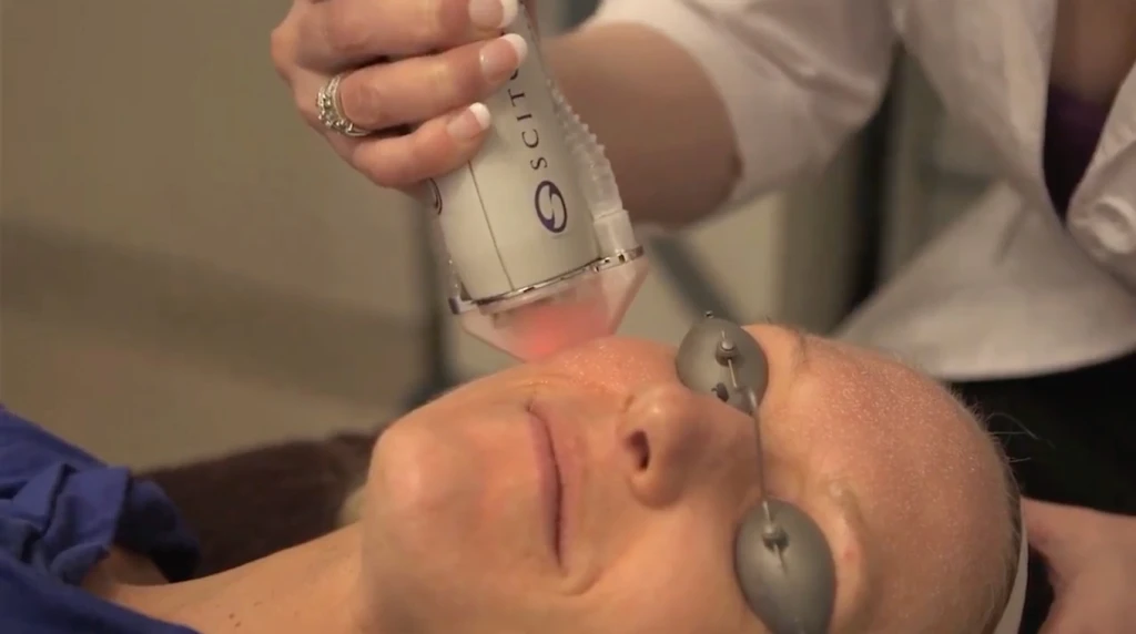Patient receiving Halo Laser Treatment